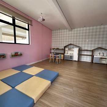 Apartamento em Praia Grande, bairro Mirim