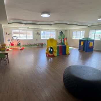 Apartamento em Praia Grande, bairro Caiçara