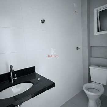 Apartamento em Praia Grande, bairro Guilhermina