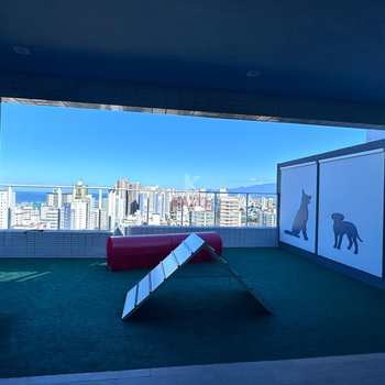 Apartamento em Praia Grande, bairro Guilhermina