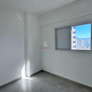 Apartamento em Praia Grande, bairro Guilhermina