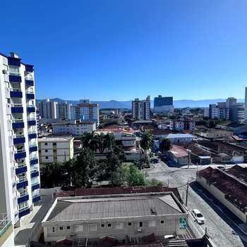 Apartamento em Praia Grande, bairro Guilhermina