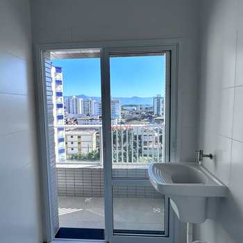 Apartamento em Praia Grande, bairro Guilhermina