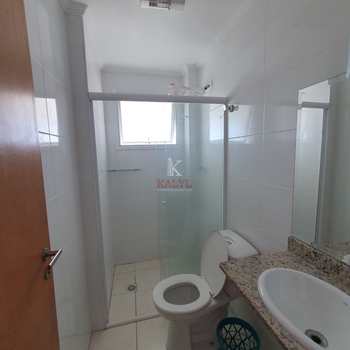 Apartamento em Praia Grande, bairro Guilhermina