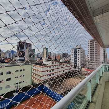 Apartamento em Praia Grande, bairro Guilhermina