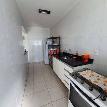 Apartamento em Praia Grande, bairro Guilhermina