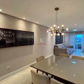 Apartamento em Praia Grande, bairro Canto do Forte