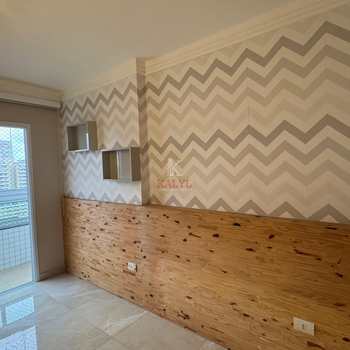 Apartamento em Praia Grande, bairro Canto do Forte