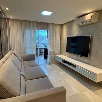 Apartamento em Praia Grande, bairro Canto do Forte