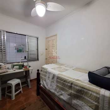 Casa em Praia Grande, bairro Mirim