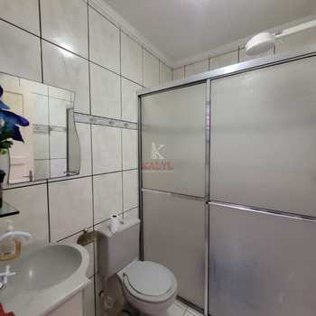 Casa em Praia Grande, bairro Mirim