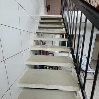 Casa em Praia Grande, bairro Mirim