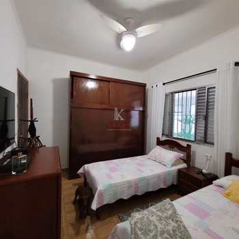 Casa em Praia Grande, bairro Mirim