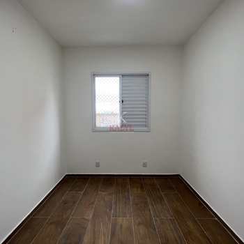 Apartamento em Praia Grande, bairro Ocian