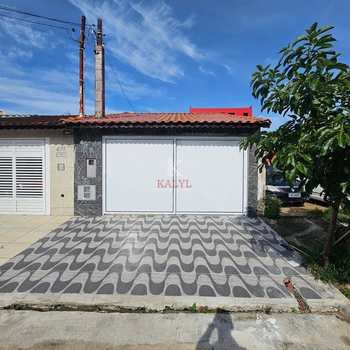 Casa em Praia Grande, bairro Mirim