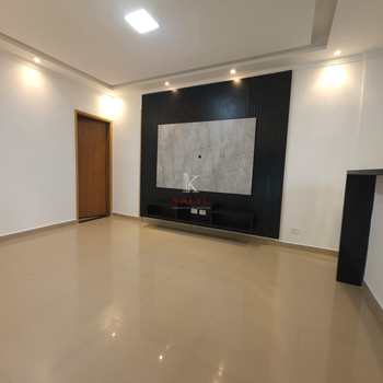 Casa em Praia Grande, bairro Mirim