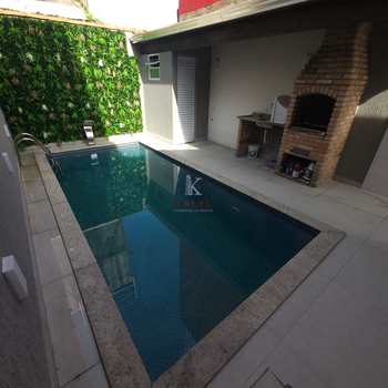 Casa em Praia Grande, bairro Mirim