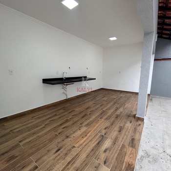 Casa em Praia Grande, bairro Tupi