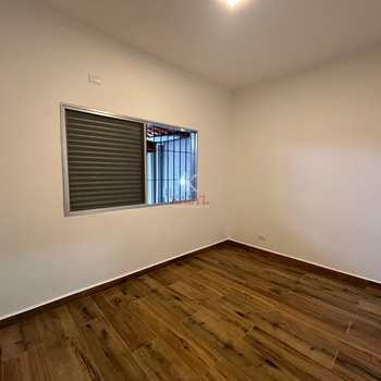 Casa em Praia Grande, bairro Tupi