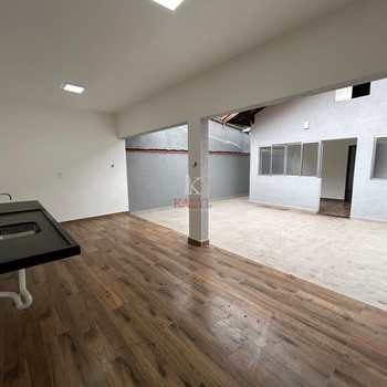 Casa em Praia Grande, bairro Tupi