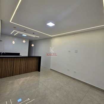 Casa em Praia Grande, bairro Mirim