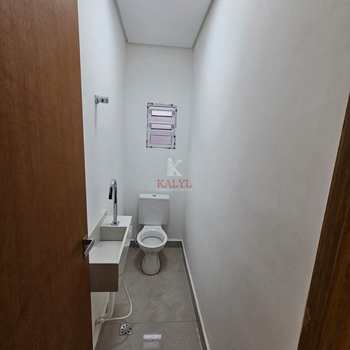 Casa em Praia Grande, bairro Mirim