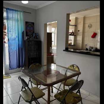 Apartamento em Praia Grande, bairro Guilhermina
