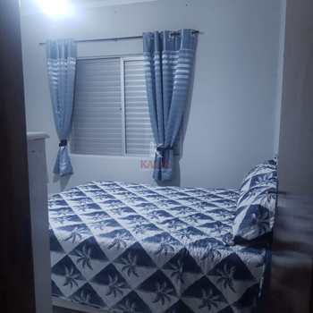 Apartamento em Praia Grande, bairro Guilhermina