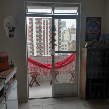 Apartamento em Praia Grande, bairro Guilhermina