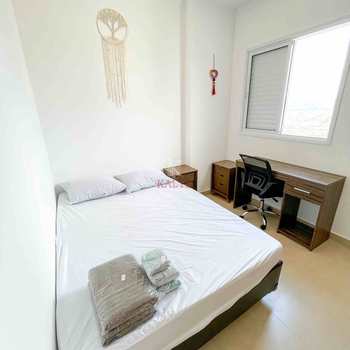Apartamento em Praia Grande, bairro Balneário Maracanã