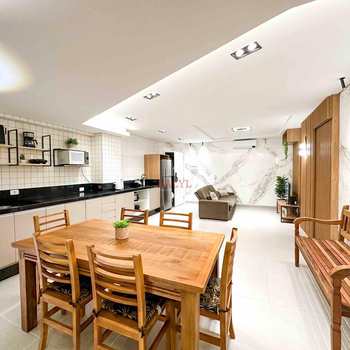 Apartamento em Praia Grande, bairro Caiçara