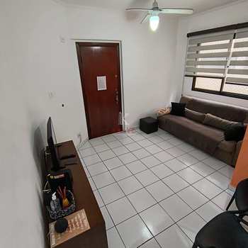 Apartamento em Praia Grande, bairro Canto do Forte