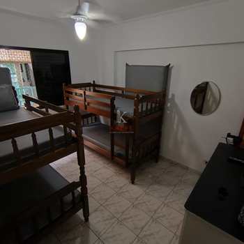 Apartamento em Praia Grande, bairro Canto do Forte
