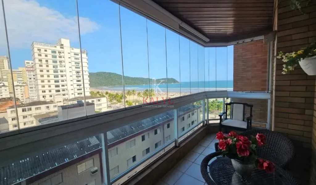 Apartamento em Praia Grande, bairro Canto do Forte