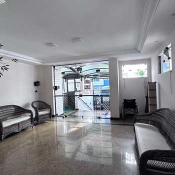 Apartamento em Praia Grande, bairro Guilhermina