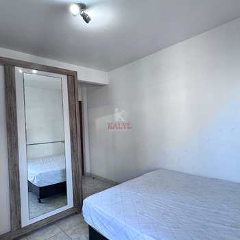 Apartamento em Praia Grande, bairro Guilhermina