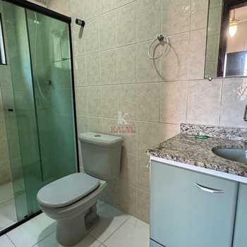 Apartamento em Praia Grande, bairro Guilhermina