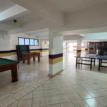 Apartamento em Praia Grande, bairro Guilhermina