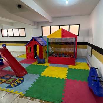 Apartamento em Praia Grande, bairro Guilhermina