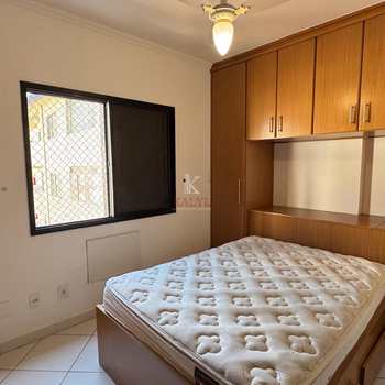 Apartamento em Praia Grande, bairro Guilhermina