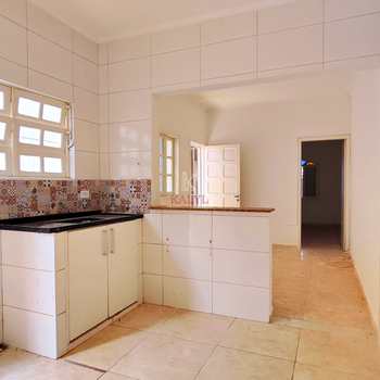 Casa em Praia Grande, bairro Balneário Maracanã