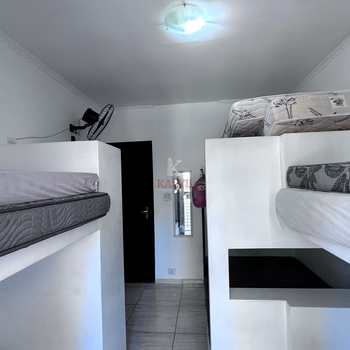 Apartamento em Praia Grande, bairro Guilhermina