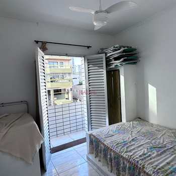 Apartamento em Praia Grande, bairro Guilhermina
