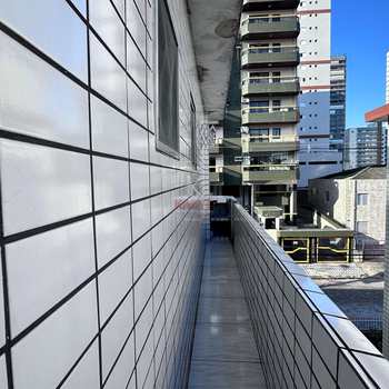Apartamento em Praia Grande, bairro Guilhermina