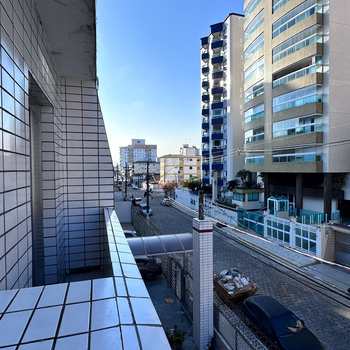 Apartamento em Praia Grande, bairro Guilhermina