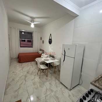 Kitnet em Praia Grande, bairro Aviação