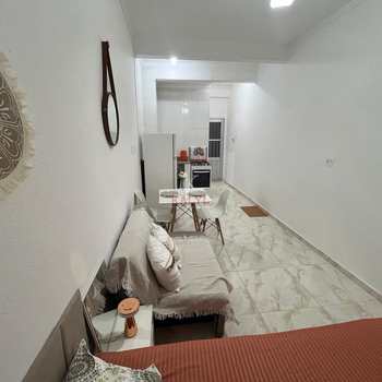 Kitnet em Praia Grande, bairro Aviação