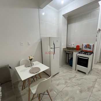 Kitnet em Praia Grande, bairro Aviação