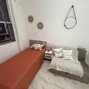 Kitnet em Praia Grande, bairro Aviação