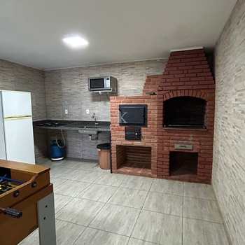 Kitnet em Praia Grande, bairro Canto do Forte